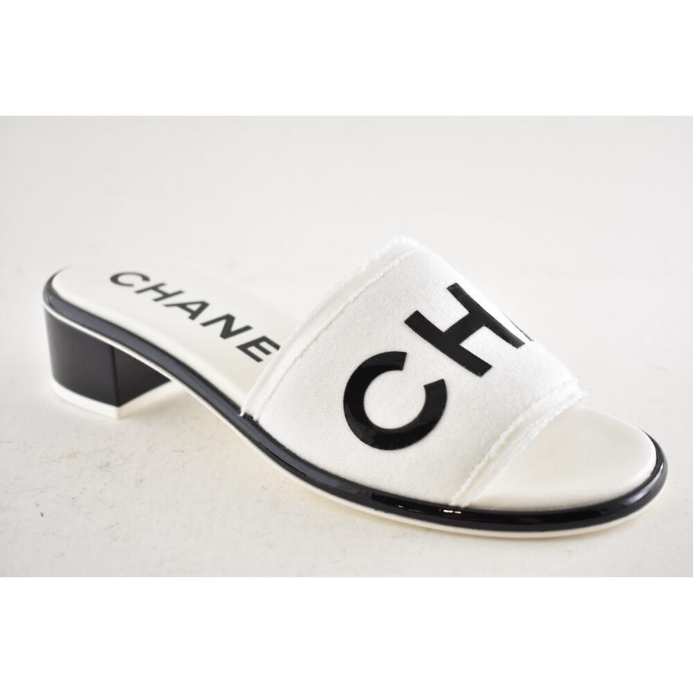 Chanel 24C White Black CHA NEL Letter Logo Mule Slide Block Heel Sandal 37.5 - Picture 4 of 16